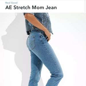 American Eagle Stretch Mom Jean, size 8